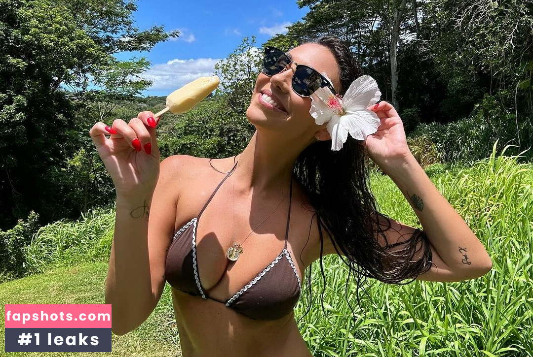 React GirlsYT gallery photo #27