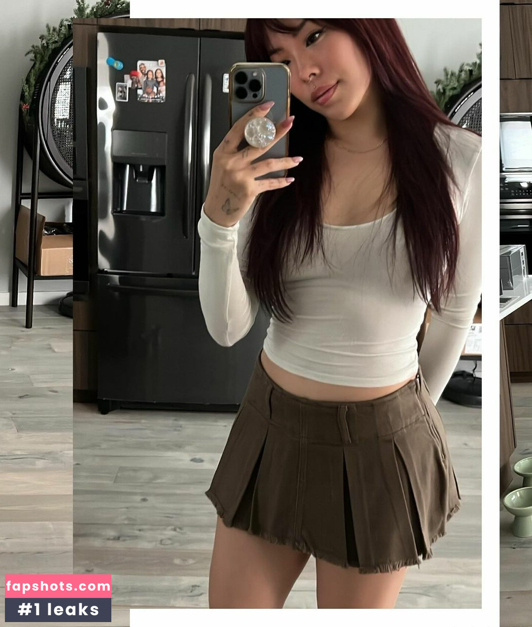 React GirlsYT gallery photo #40