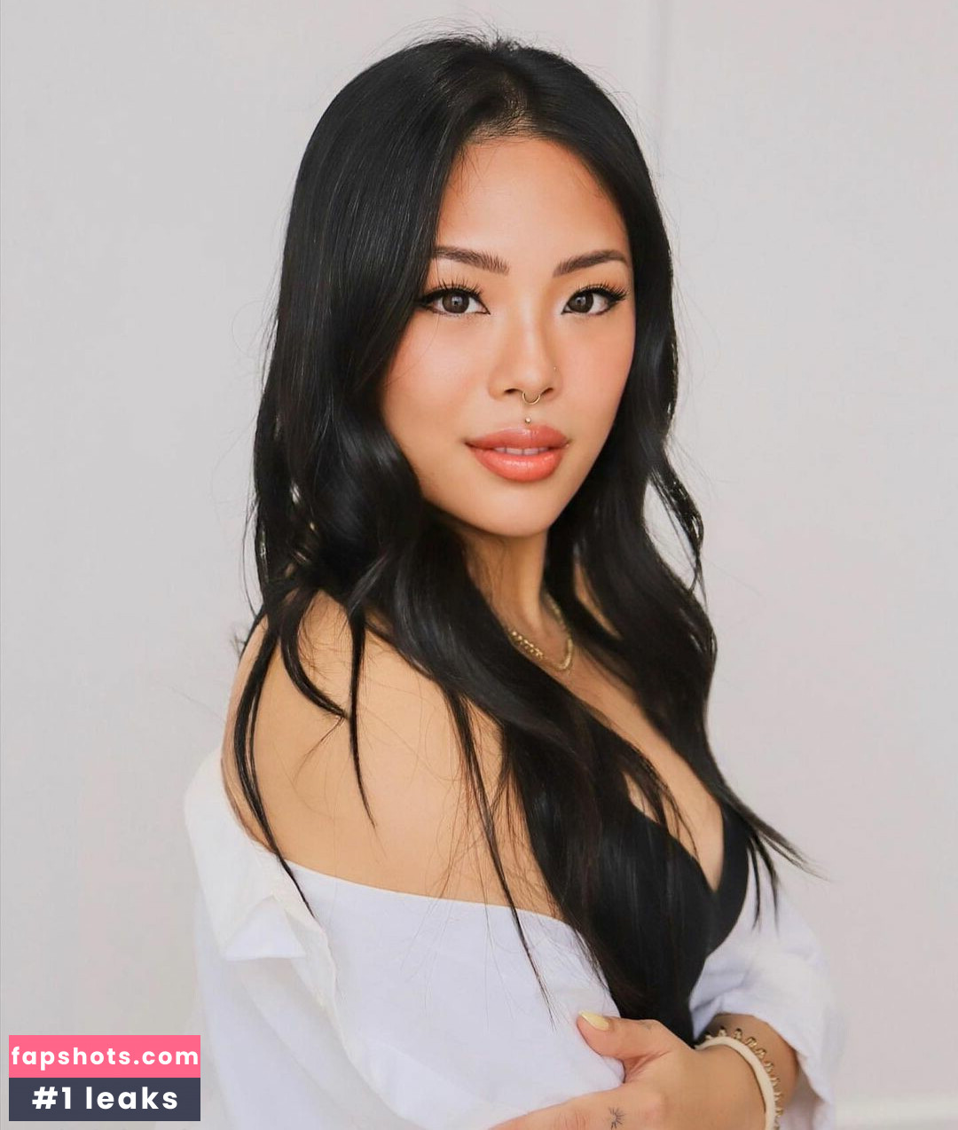 React GirlsYT gallery photo #41