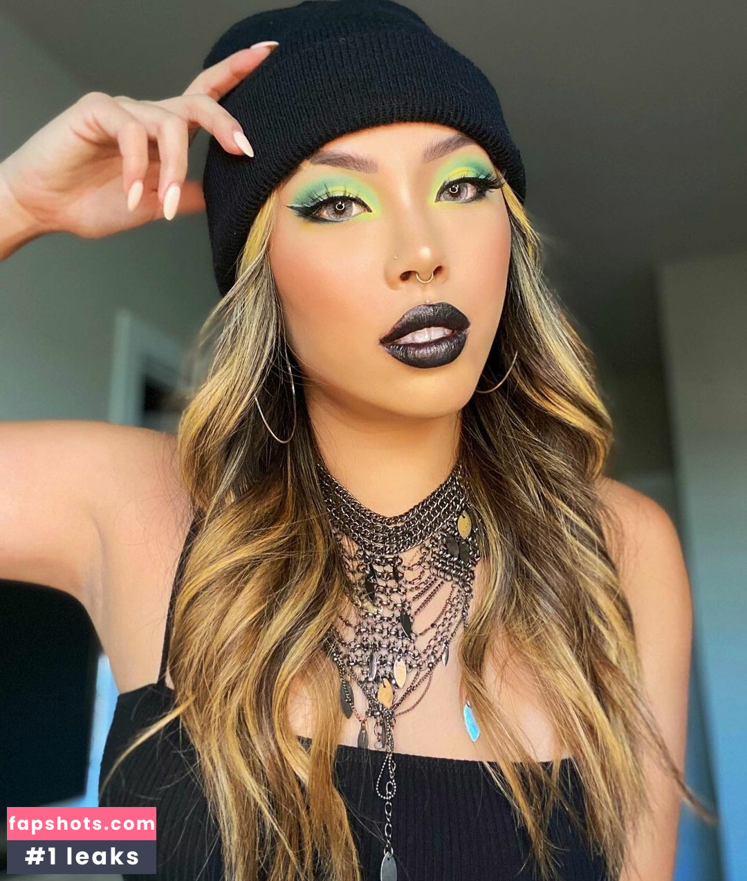 React GirlsYT gallery photo #44