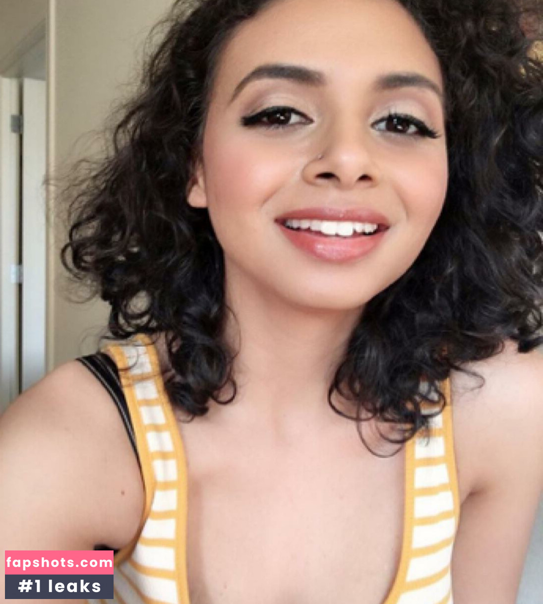 React GirlsYT gallery photo #73