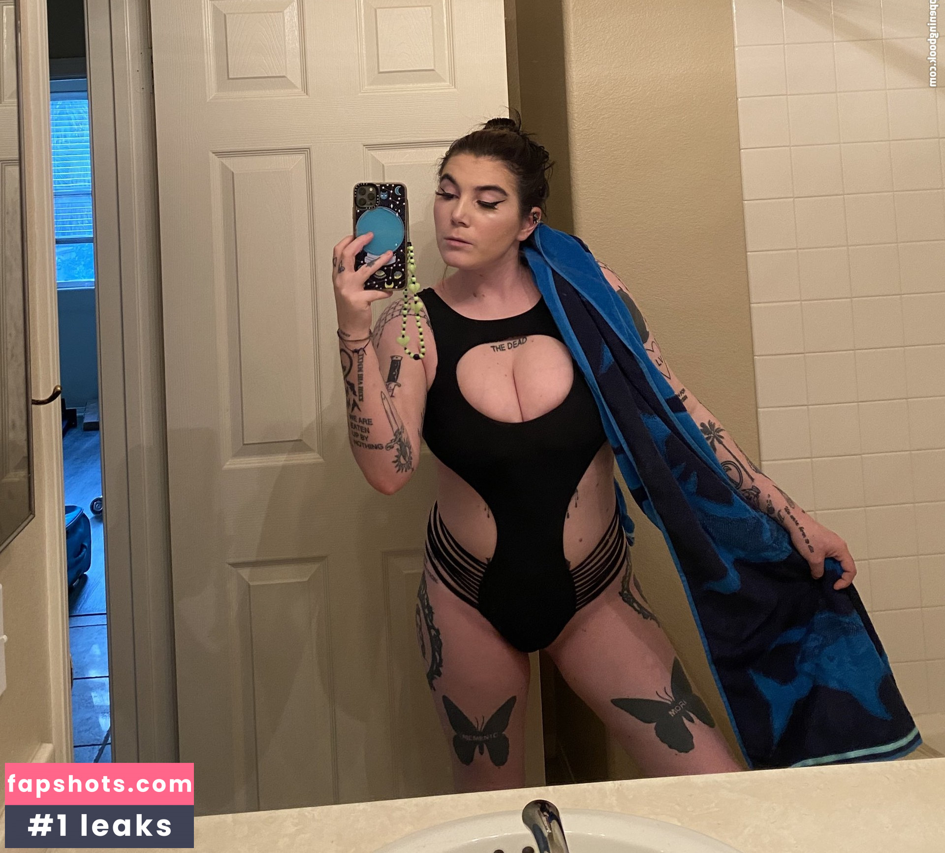 Ready To Glare gallery photo #18