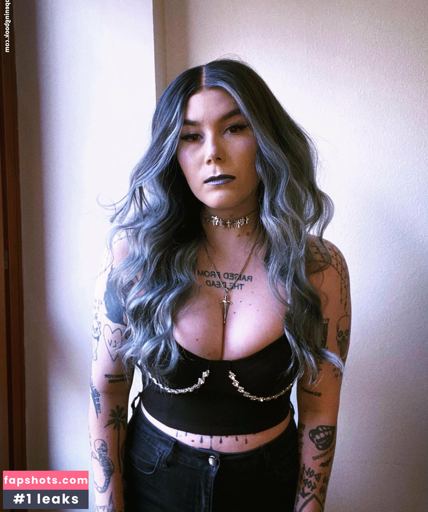 Ready To Glare gallery photo #10