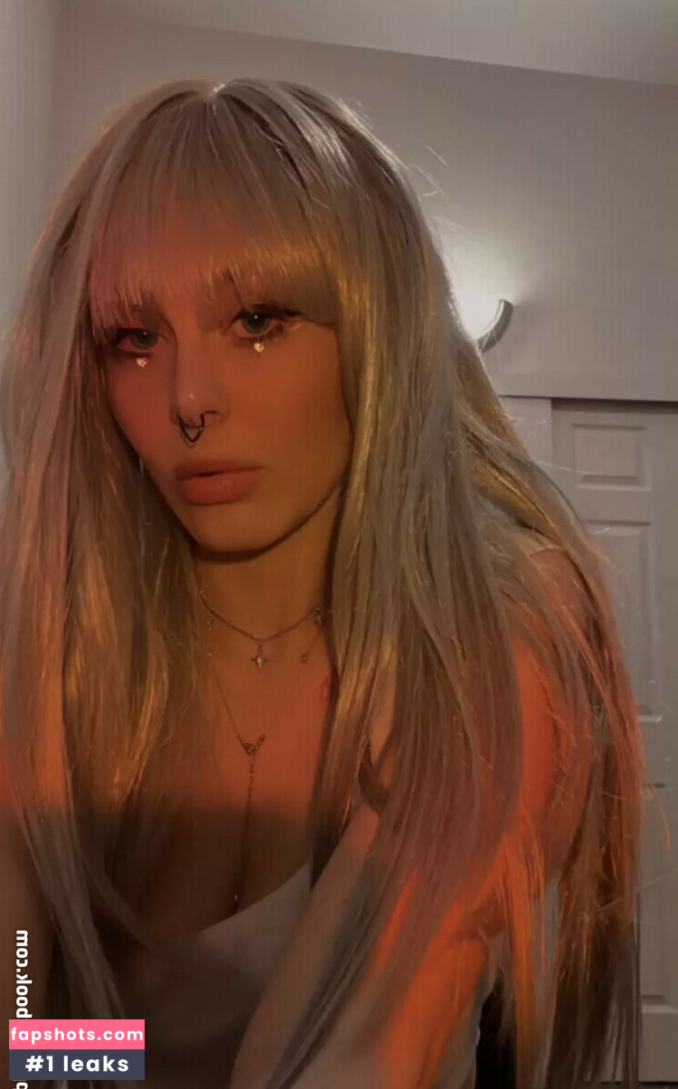 Reagan nude babe gallery