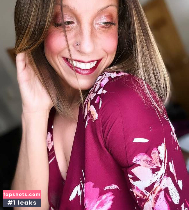 Reaka Fire Nahé úniky fotek pouze od fanoušků #2 - Fapshots