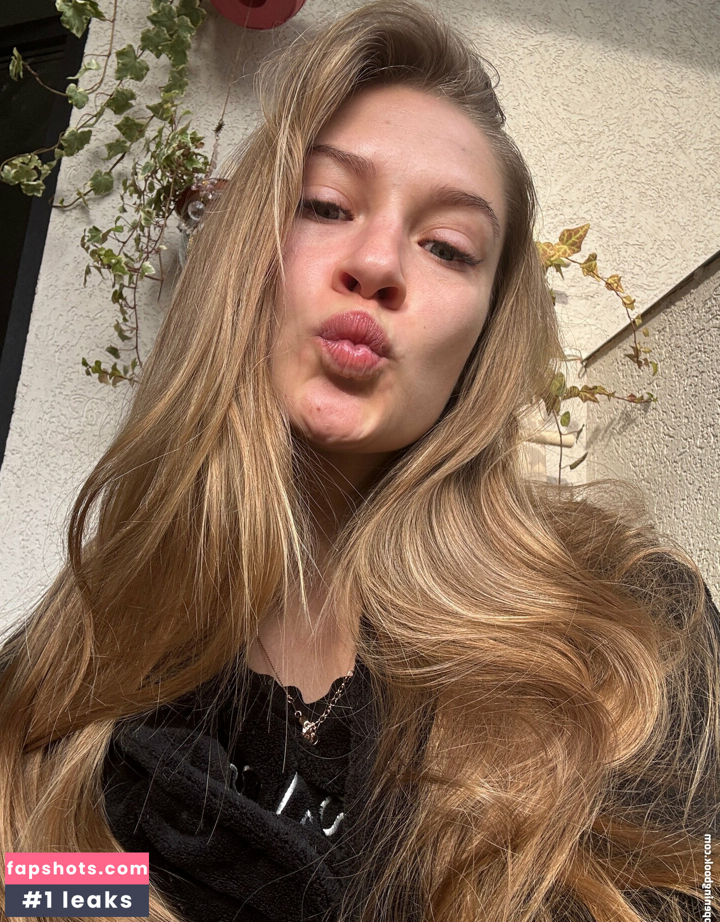 real_tiffany gallery photo #3