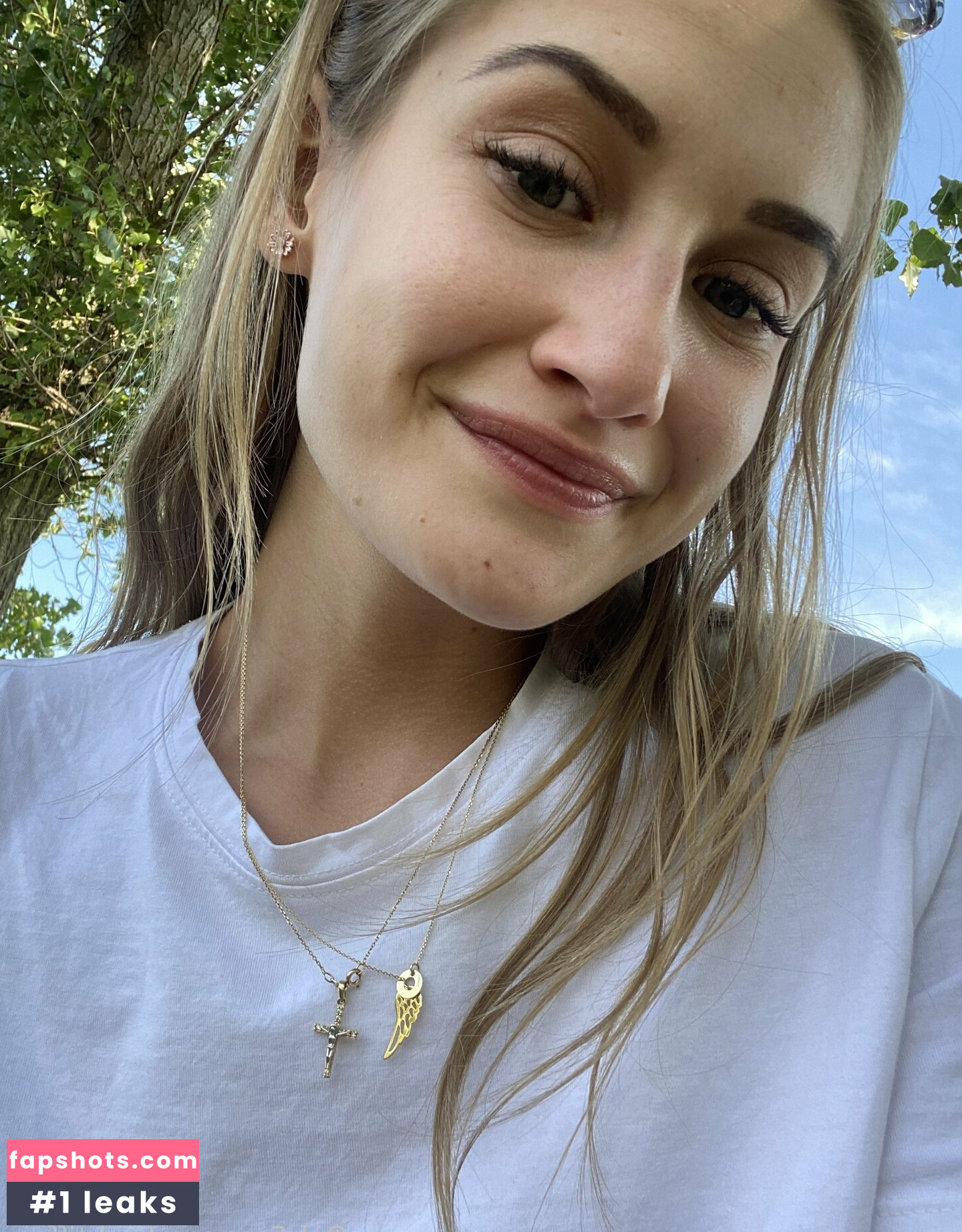 real_tiffany gallery photo #5