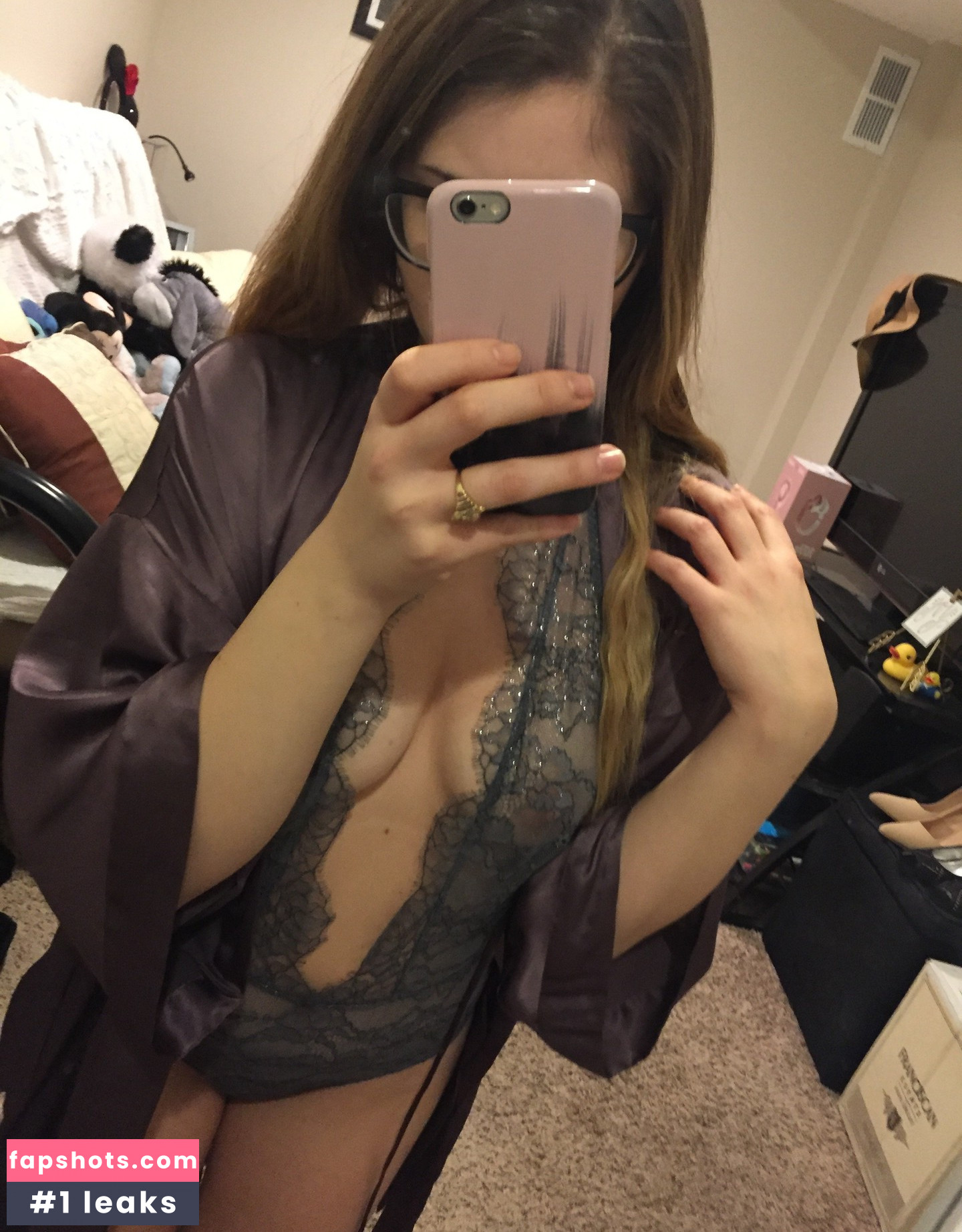 Real Wives gallery photo #28