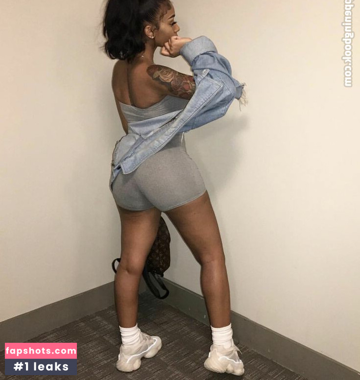 Realamarie gallery photo #16