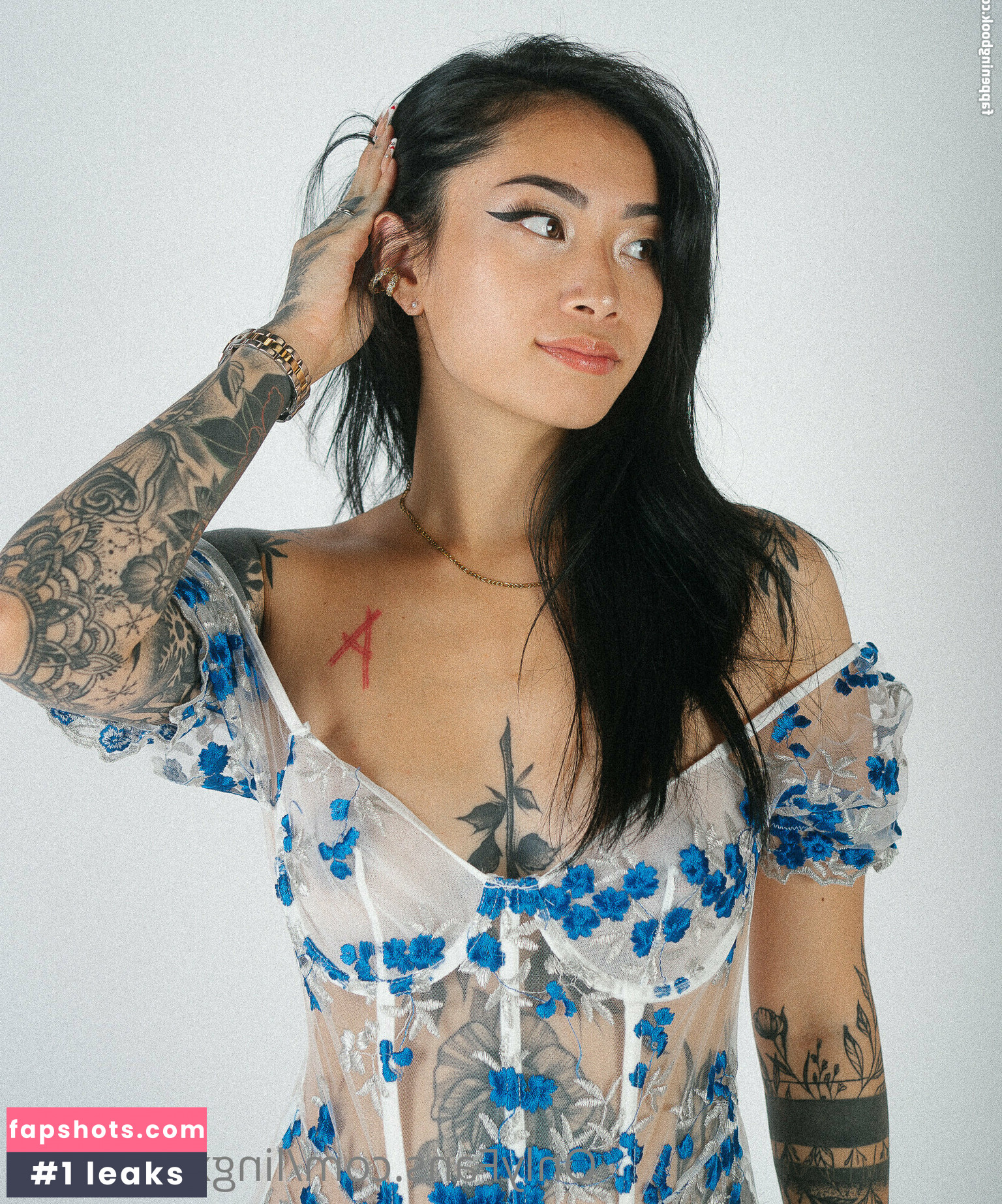 reallingxiaoyuuu gallery photo #17