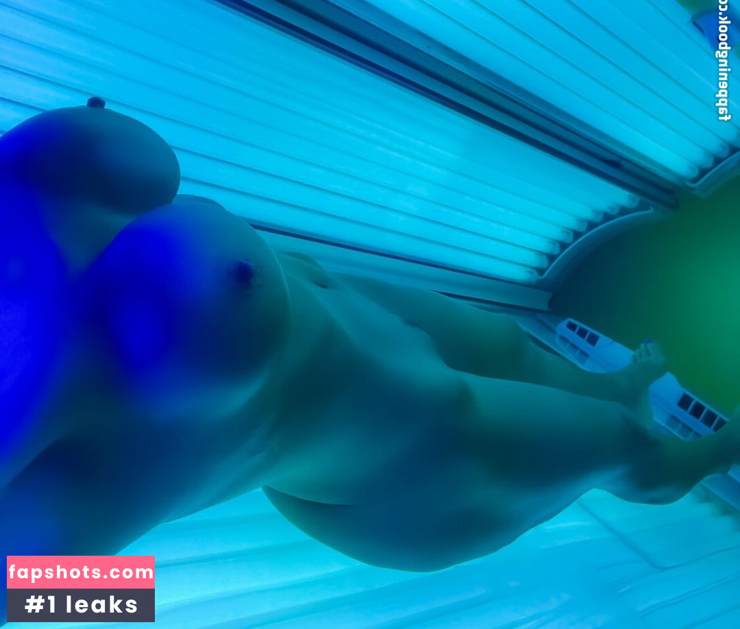 Really Hotwife gallery photo #18