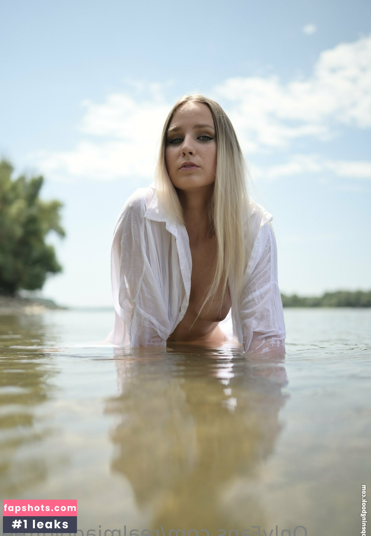 realmiagoldfree Filtración Desnuda OnlyFans Foto #32 - Fapshots