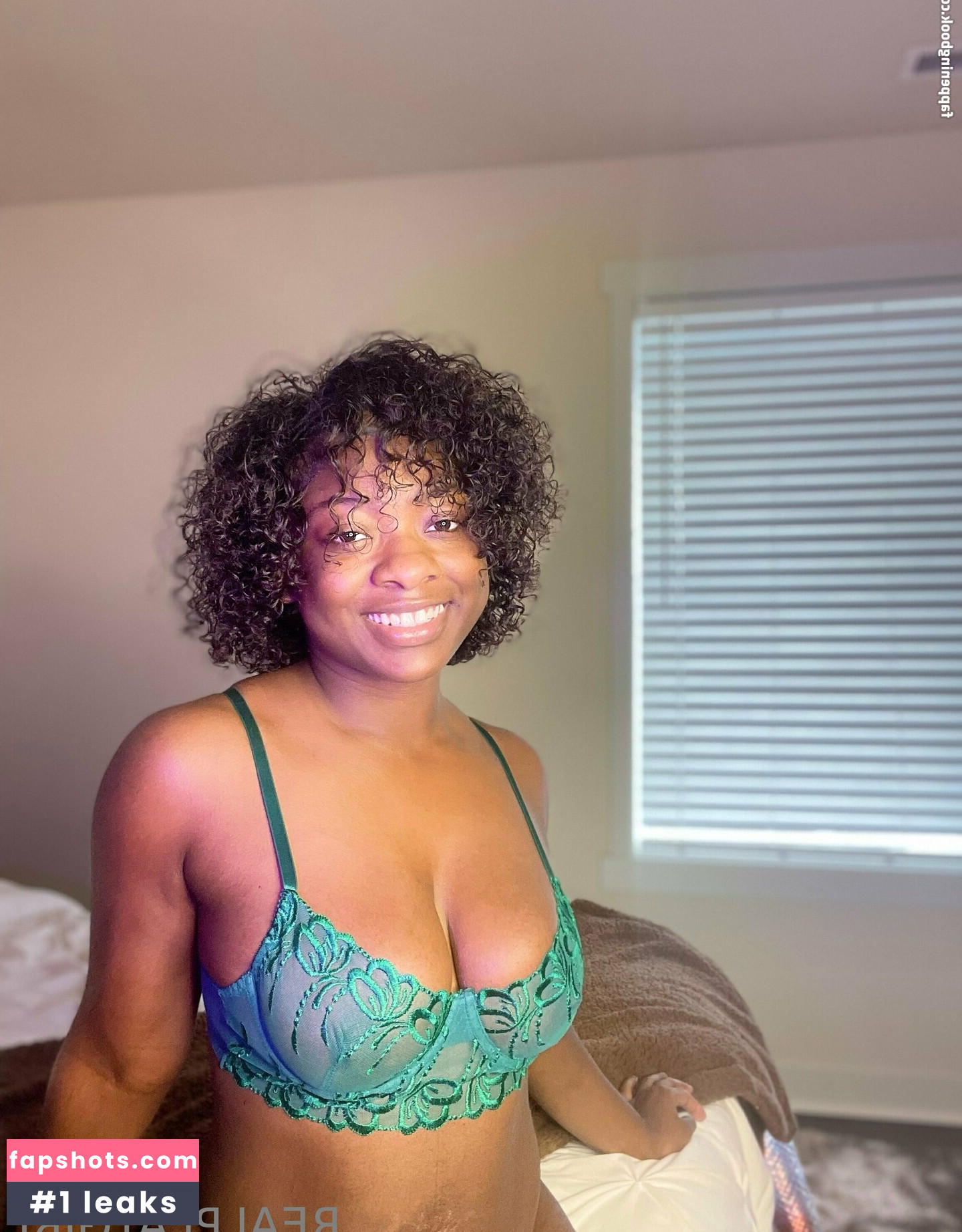 Realplaygirl Filtración Desnuda OnlyFans Foto #18 - Fapshots