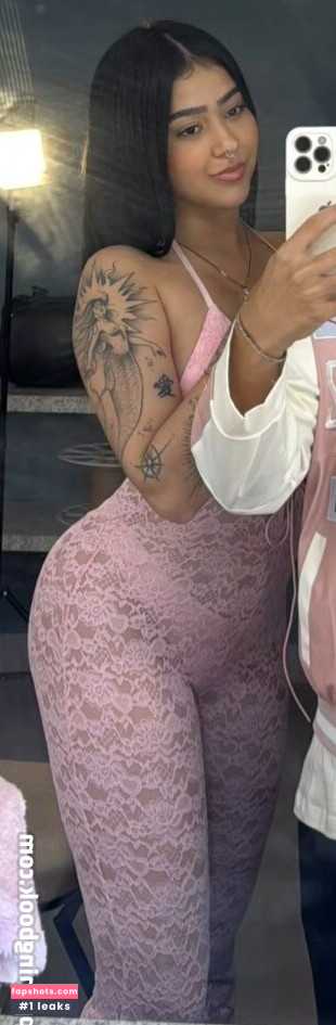 Rebeca Barreto Filtración Desnuda OnlyFans Foto #2 - Fapshots