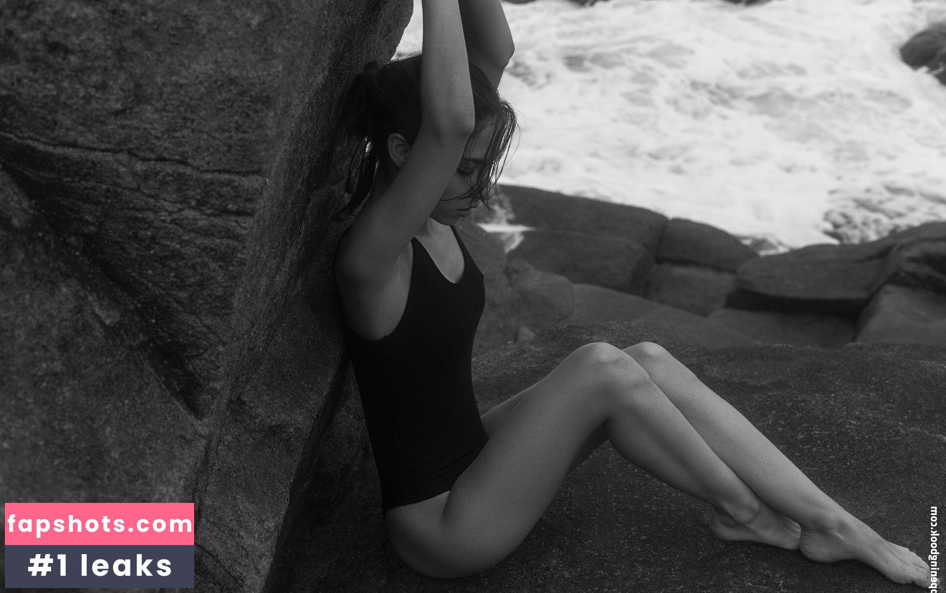 Rebecca Bagnol gallery photo #286