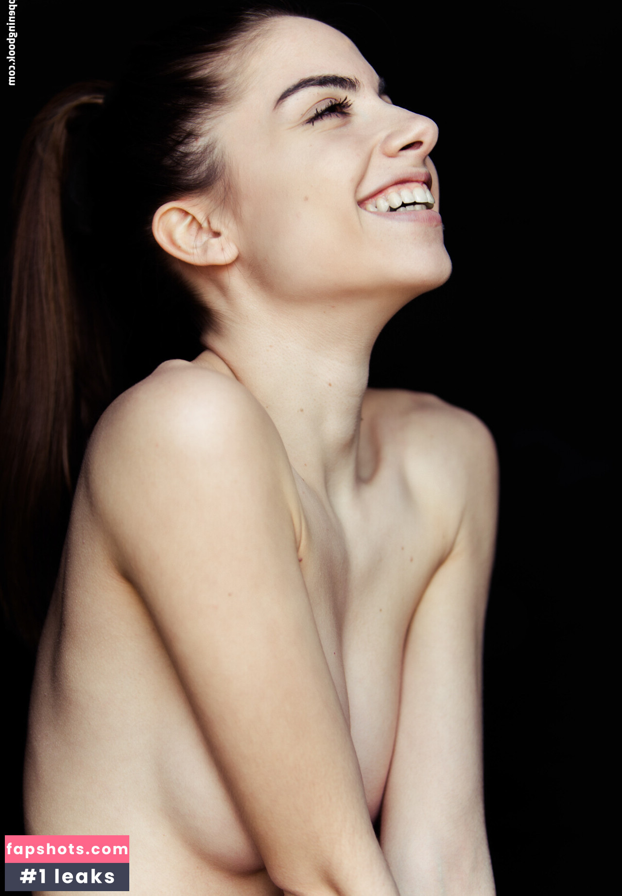 Rebecca Bagnol gallery photo #340