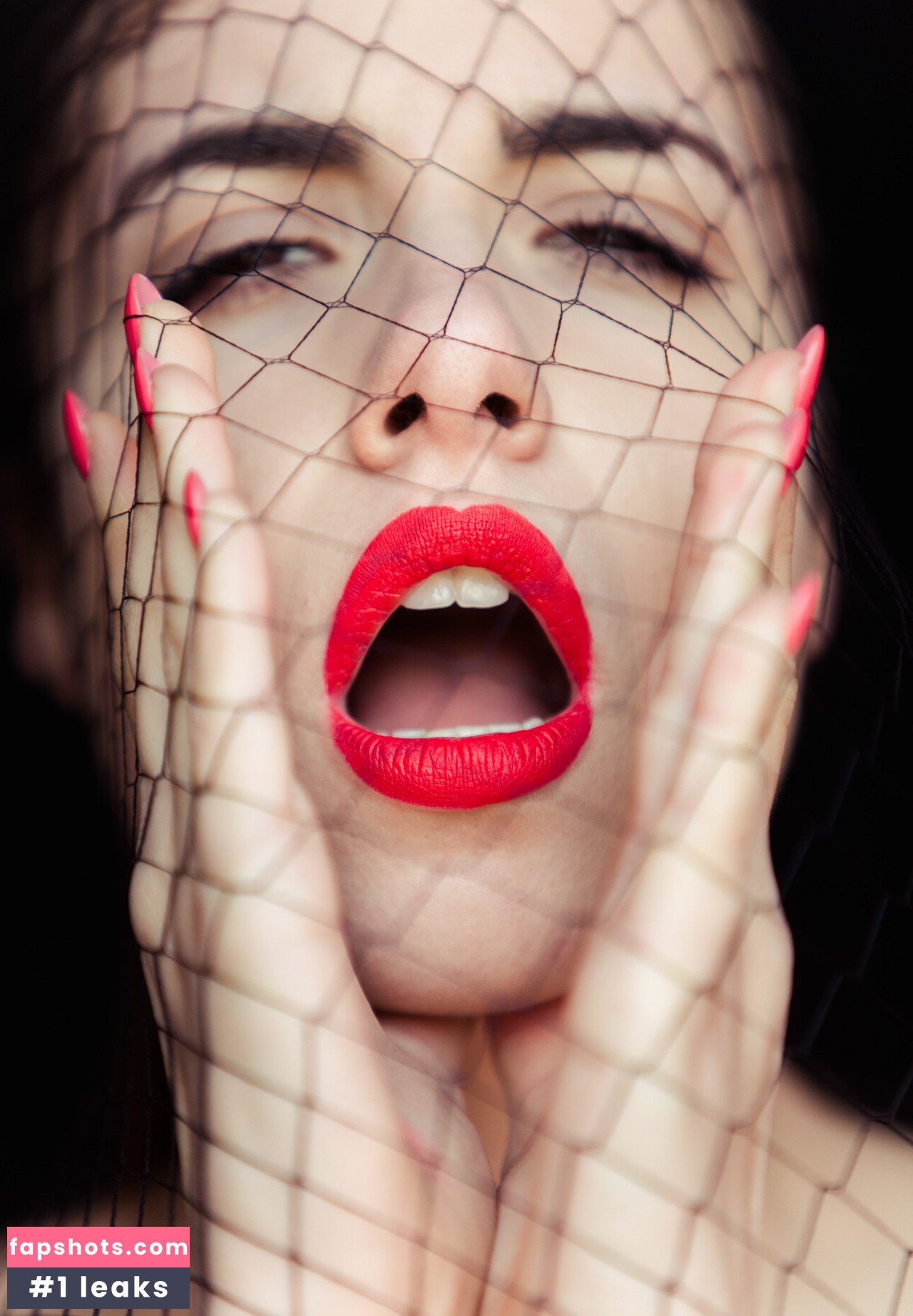 Rebecca Bagnol gallery photo #354