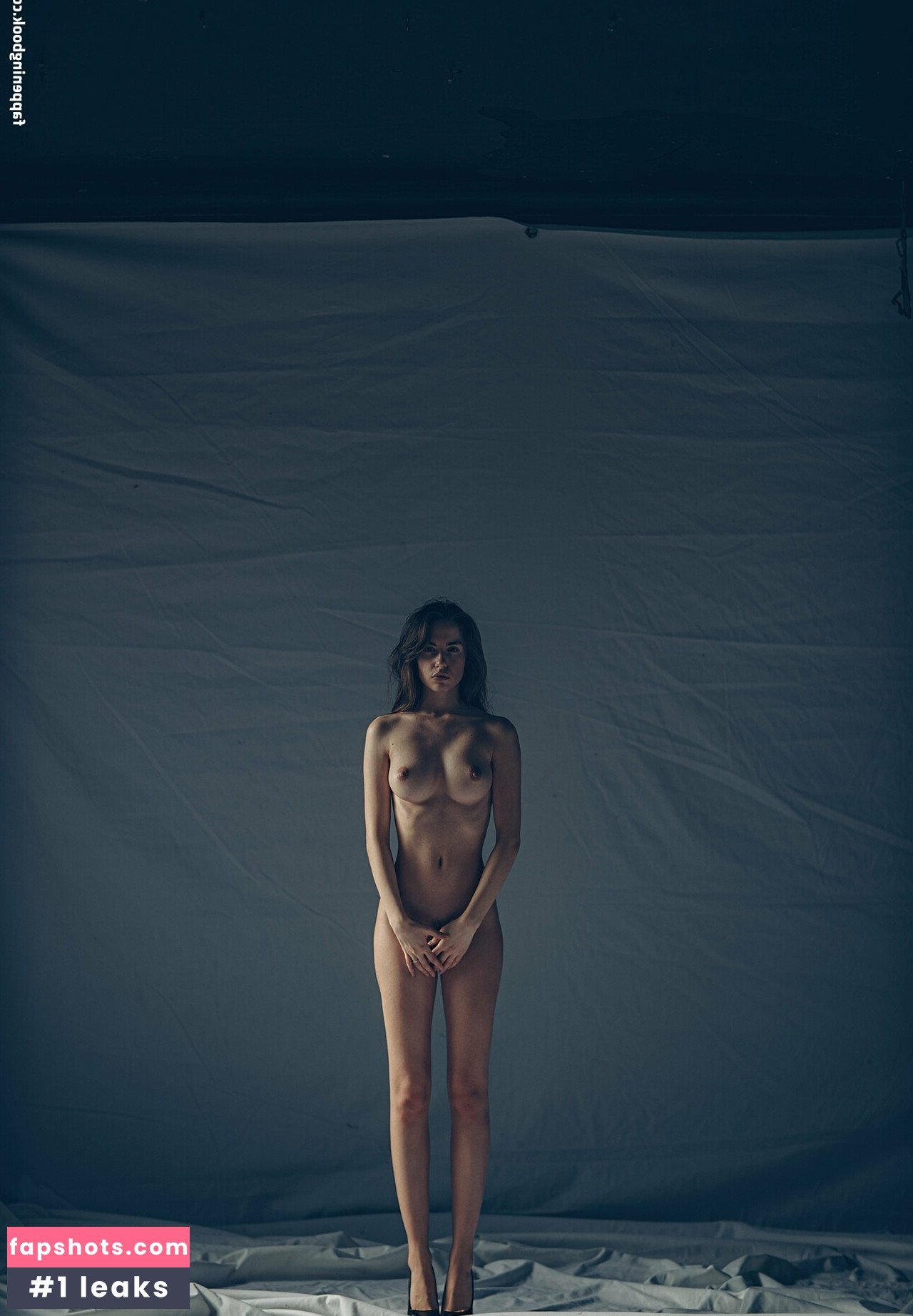 Rebecca Bagnol gallery photo #366