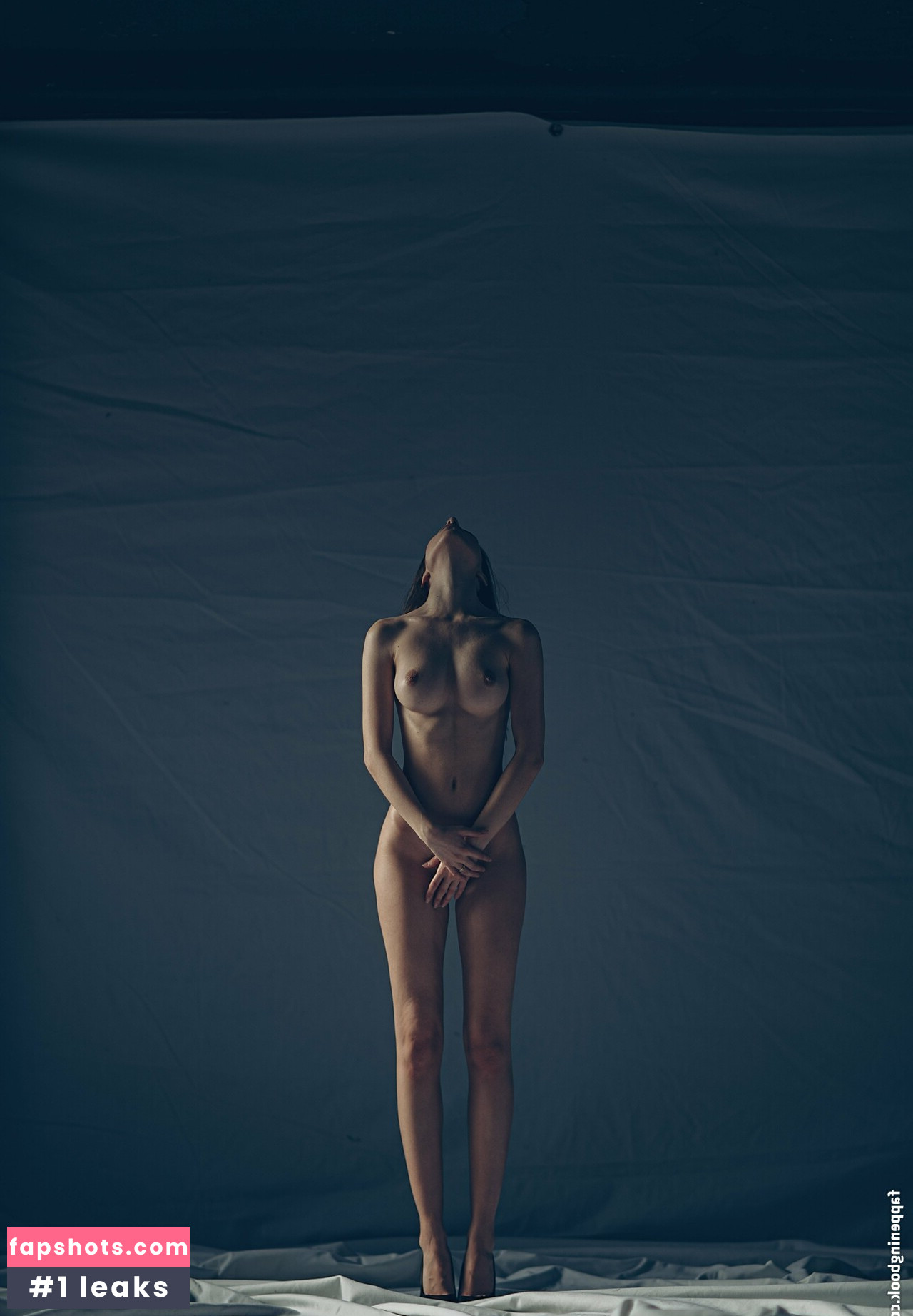 Rebecca Bagnol gallery photo #390