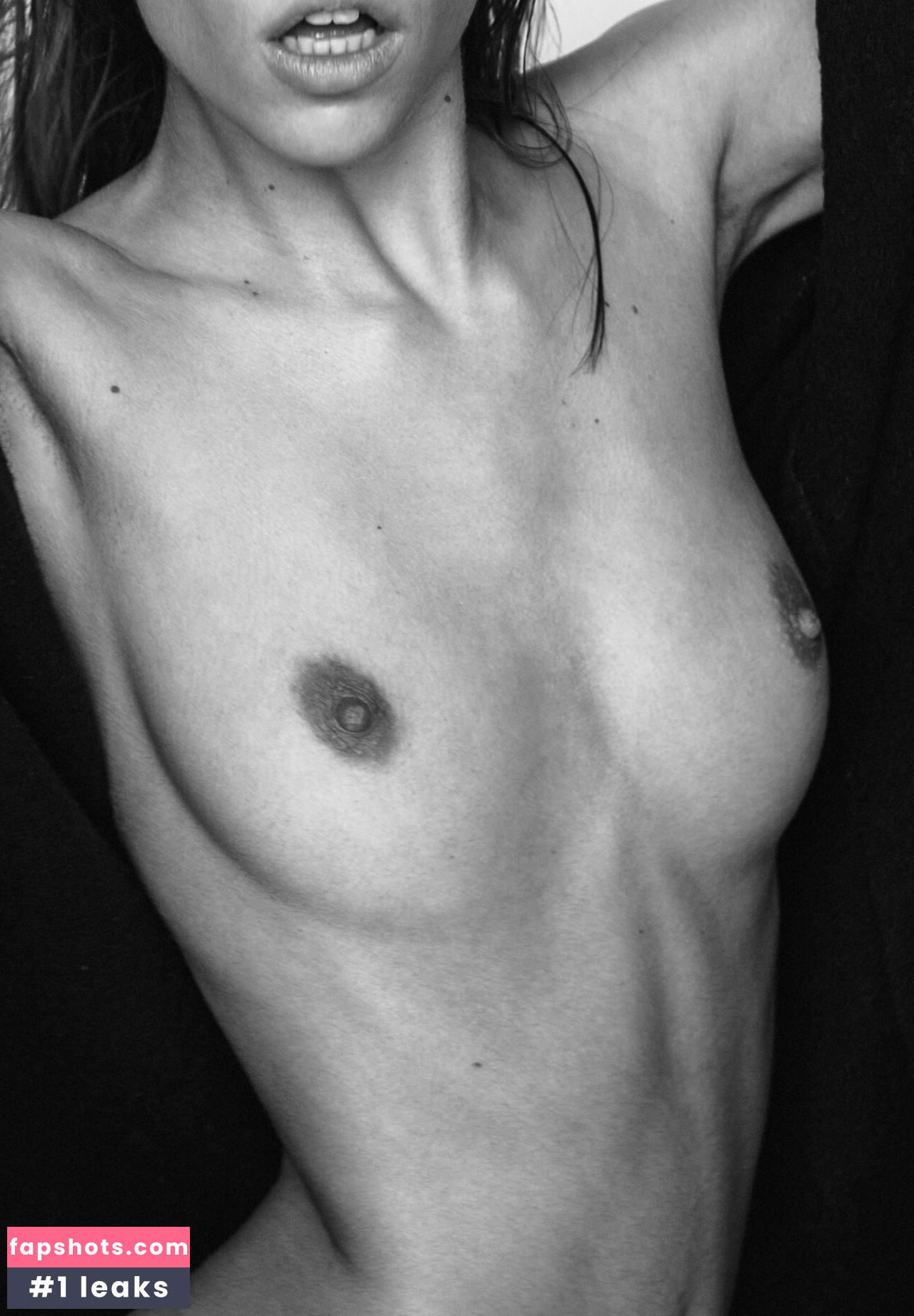 Rebecca Bagnol gallery photo #448