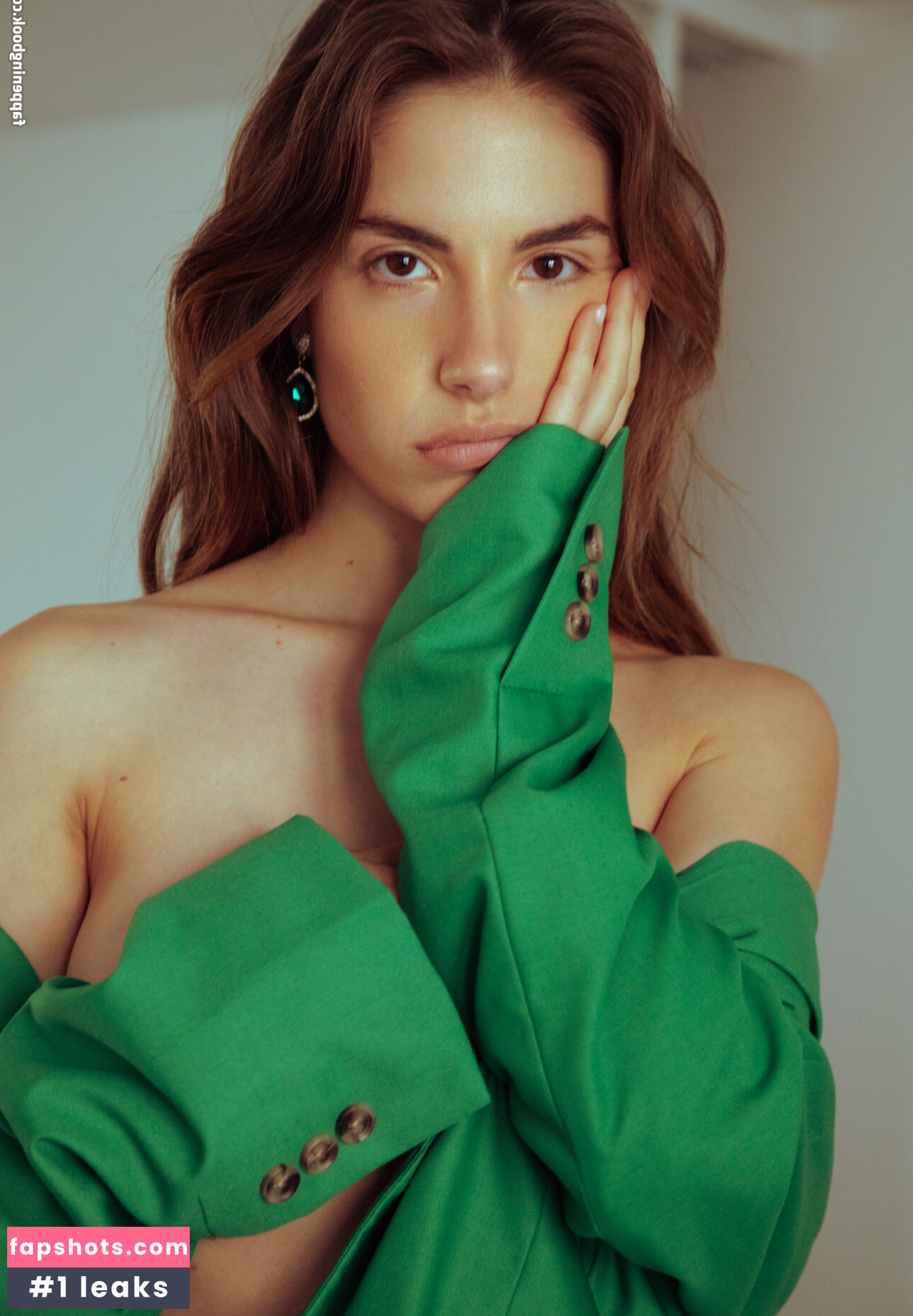 Rebecca Bagnol gallery photo #508