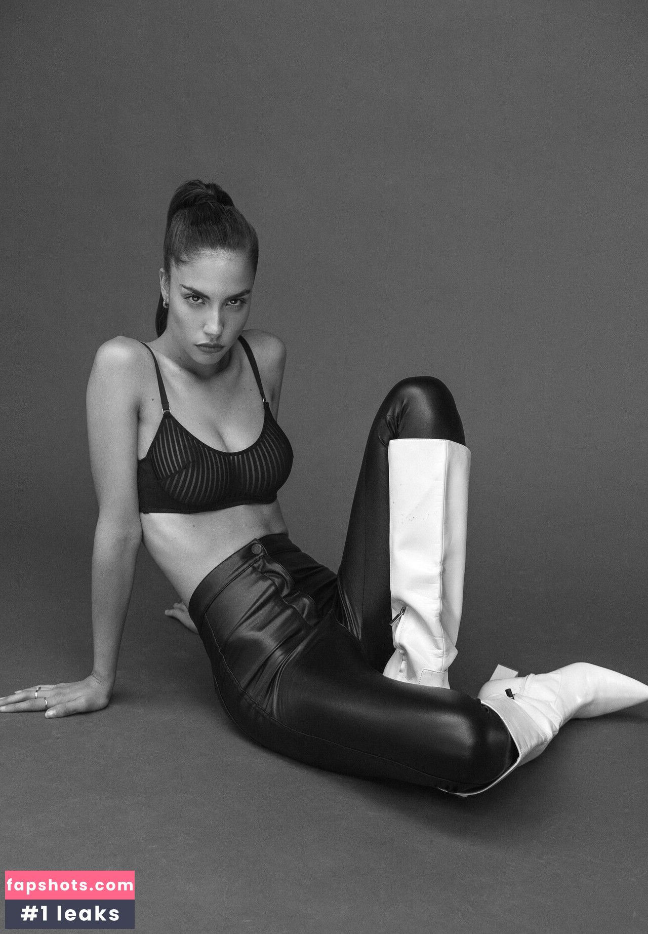 Rebecca Bagnol Filtración Desnuda OnlyFans Foto #721 - Fapshots