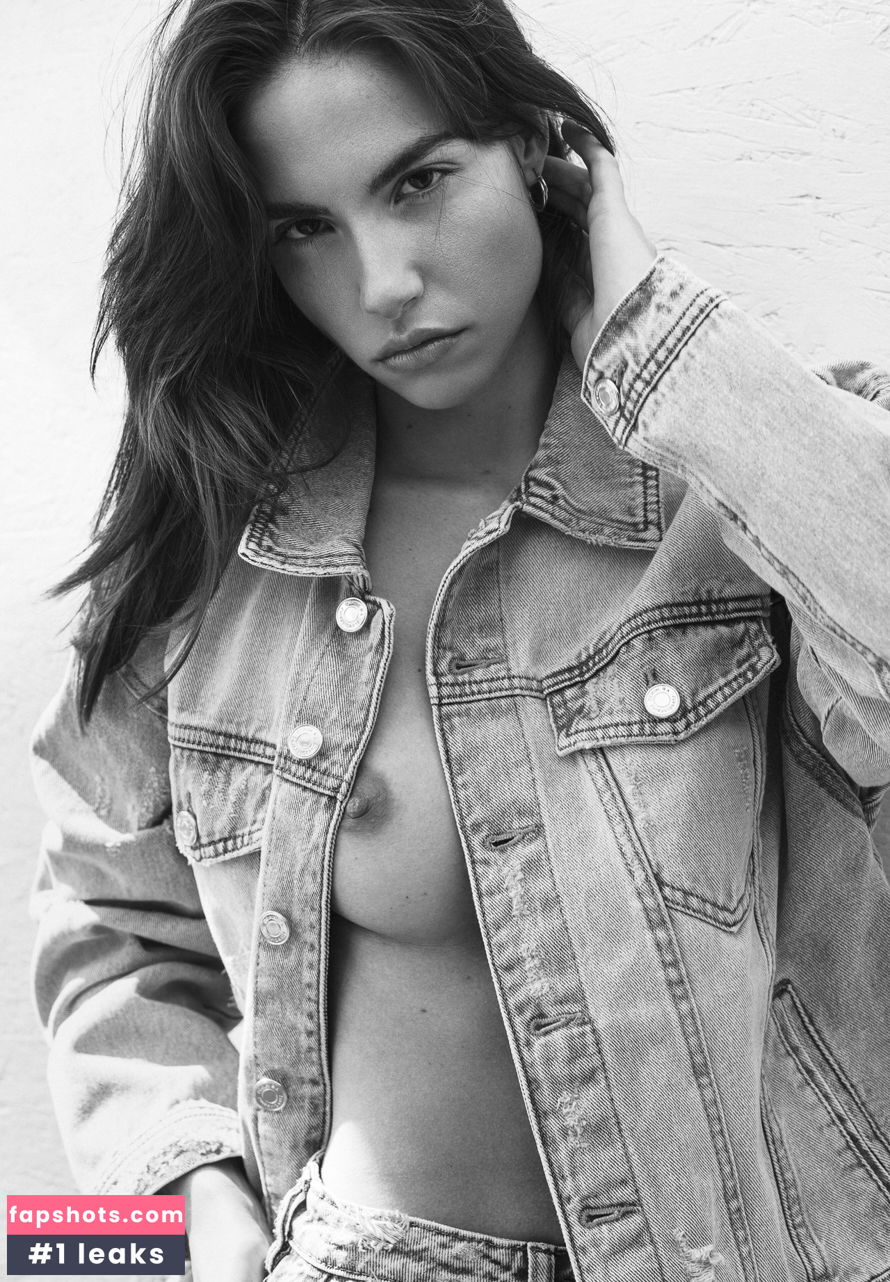 Rebecca Bagnol Filtración Desnuda OnlyFans Foto #786 - Fapshots