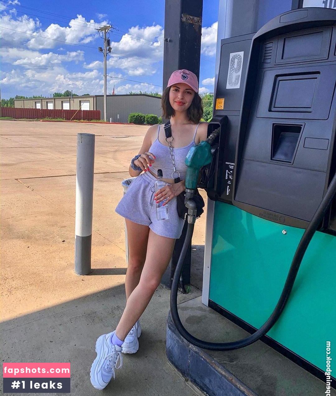 Rebecca Black gallery photo #117