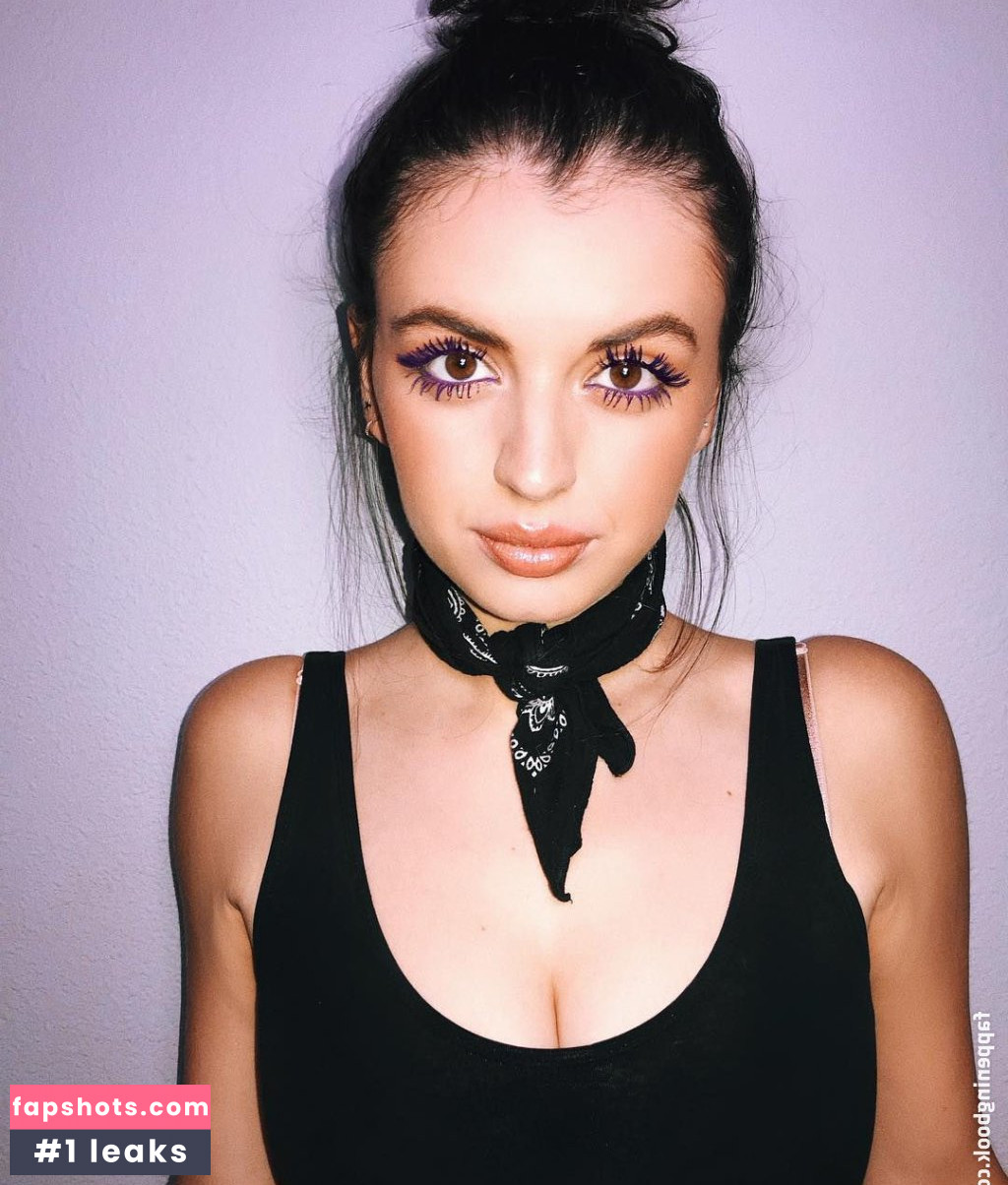 Rebecca Black gallery photo #171