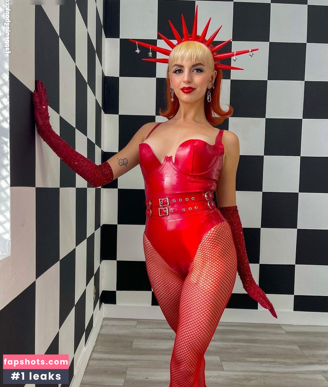 Rebecca Black gallery photo #42