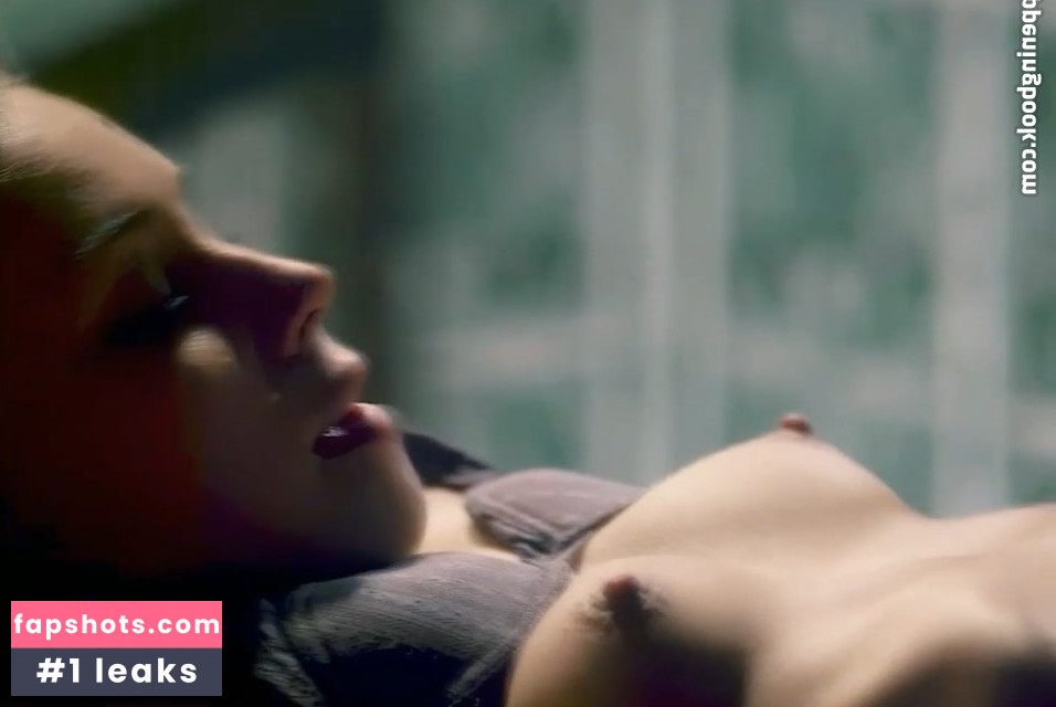 Rebecca Blumhagen Nude Leaks OnlyFans Photos #31 - LeakJerk