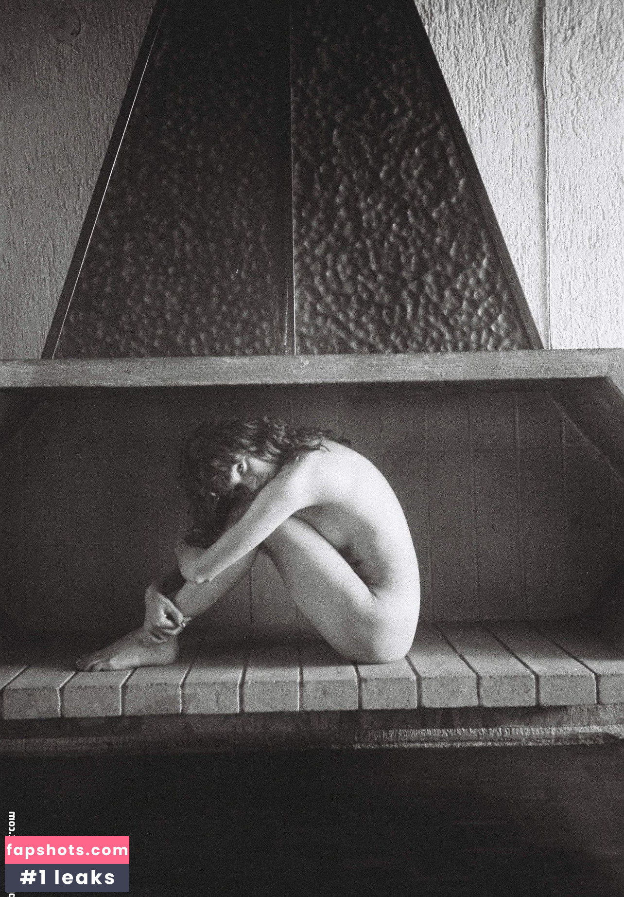 Rebecca Danon gallery photo #15