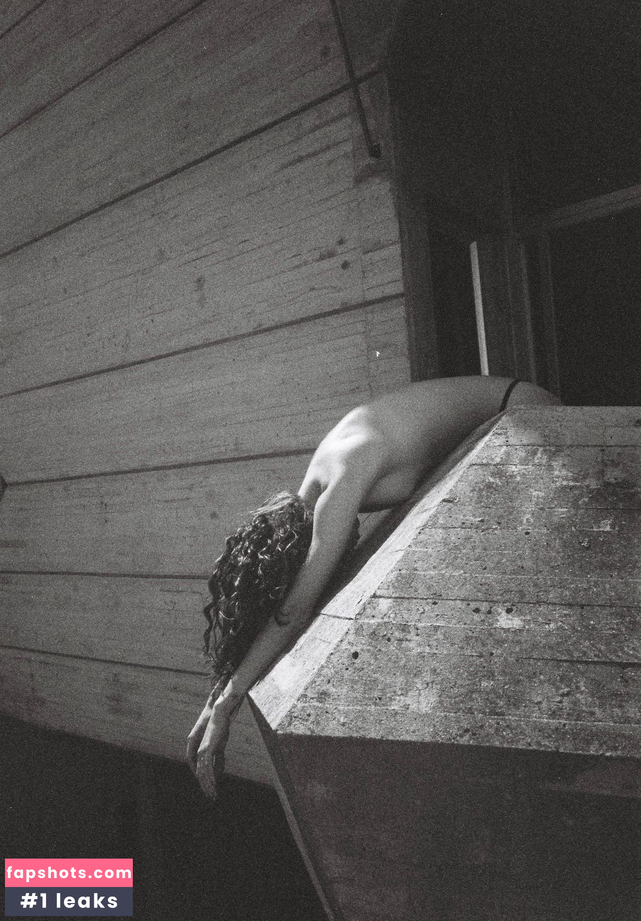 Rebecca Danon gallery photo #18