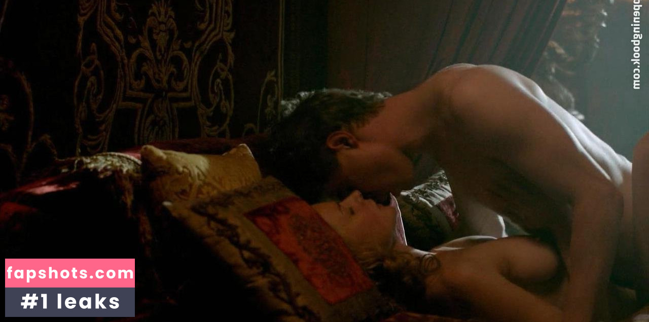 Rebecca Ferguson gallery photo #222