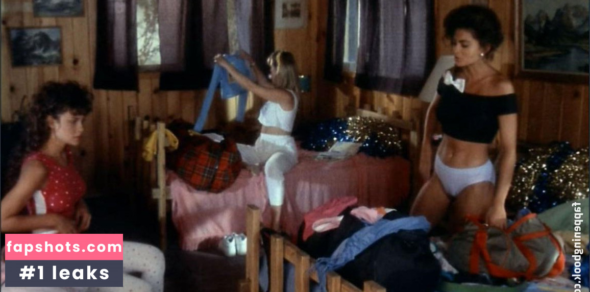 Rebecca Ferratti gallery photo #17