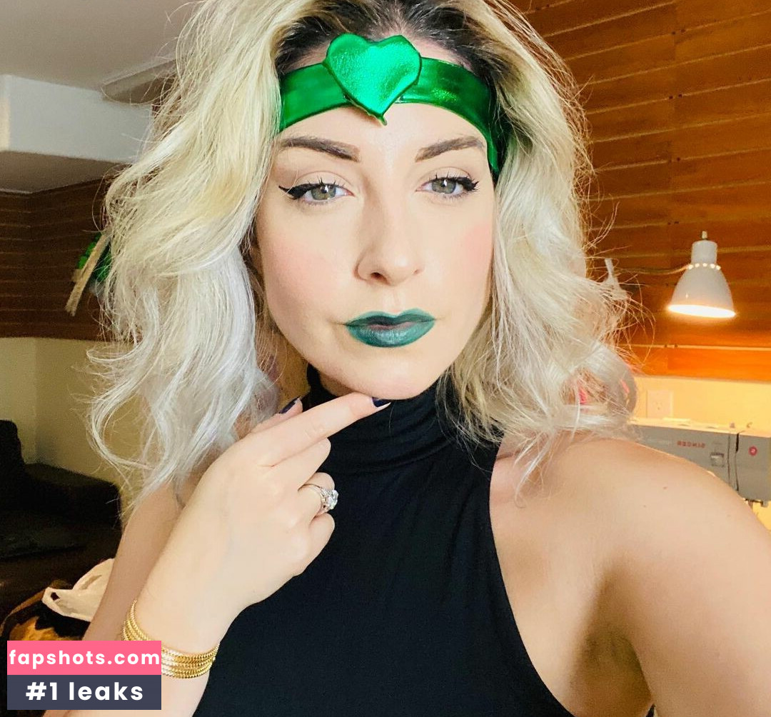 Rebecca Ford gallery photo #133