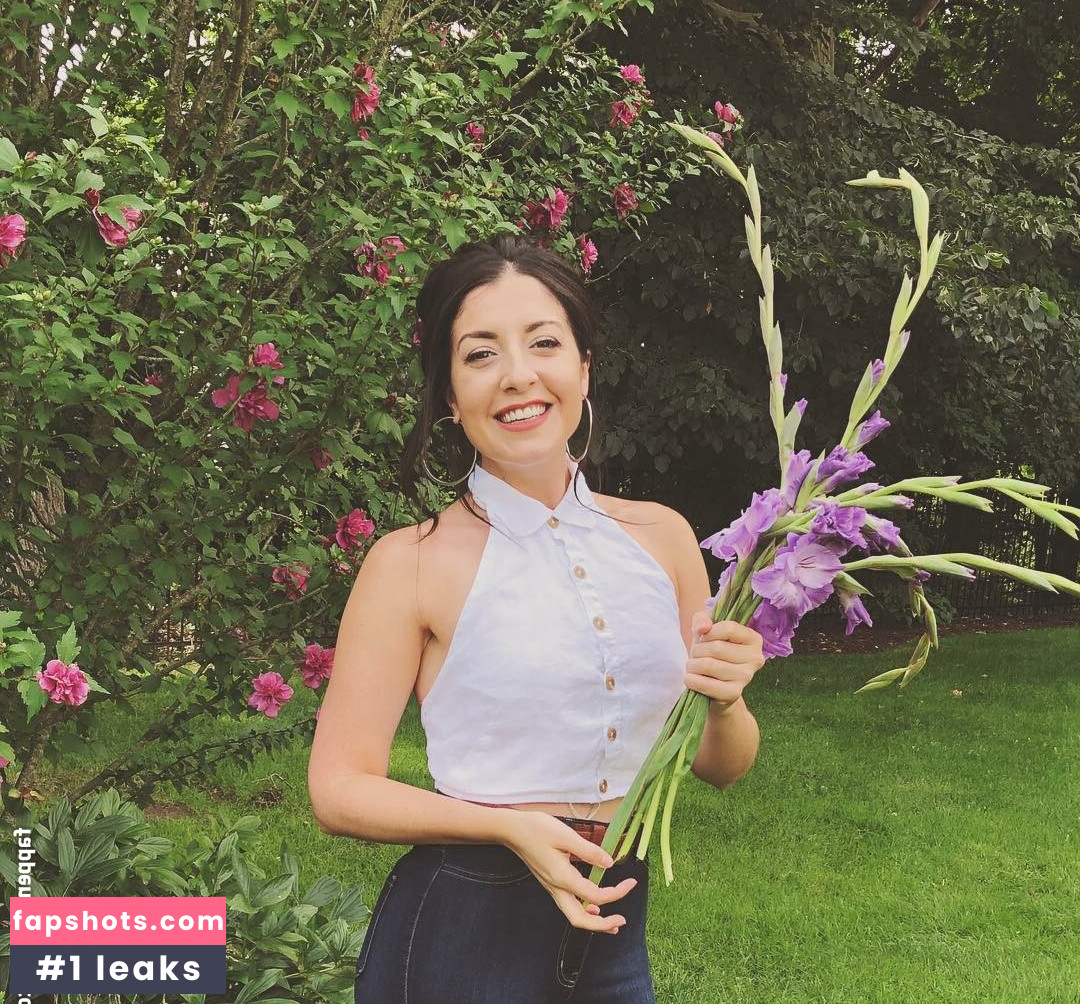 Rebecca Ford gallery photo #139