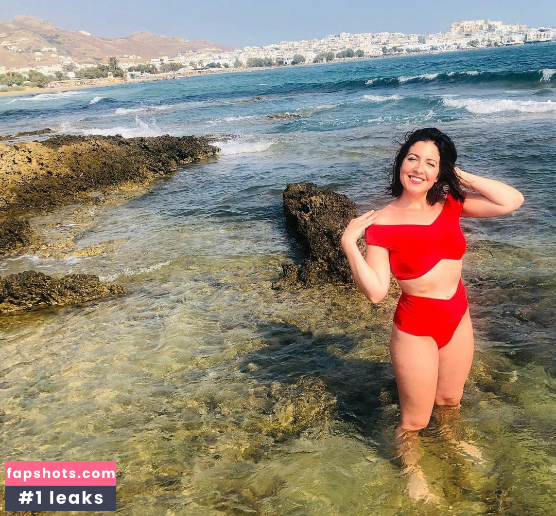 Rebecca Ford gallery photo #146