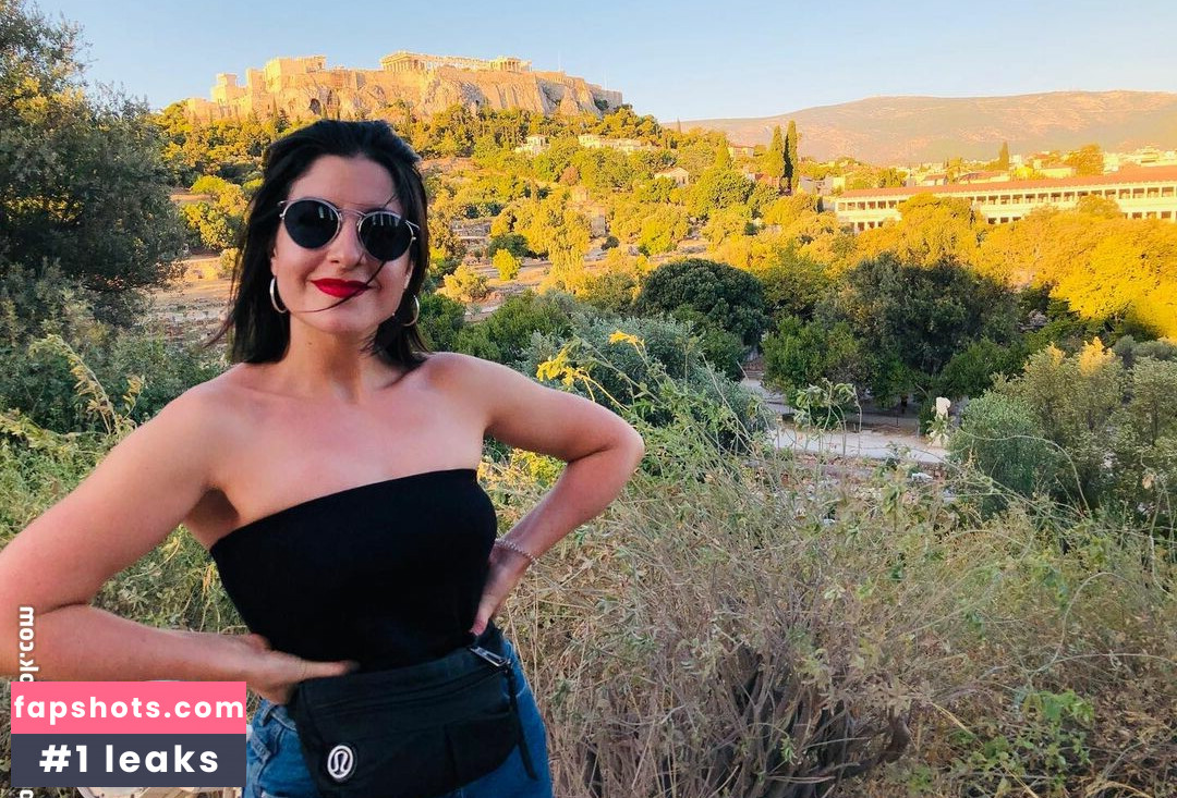 Rebecca Ford gallery photo #149