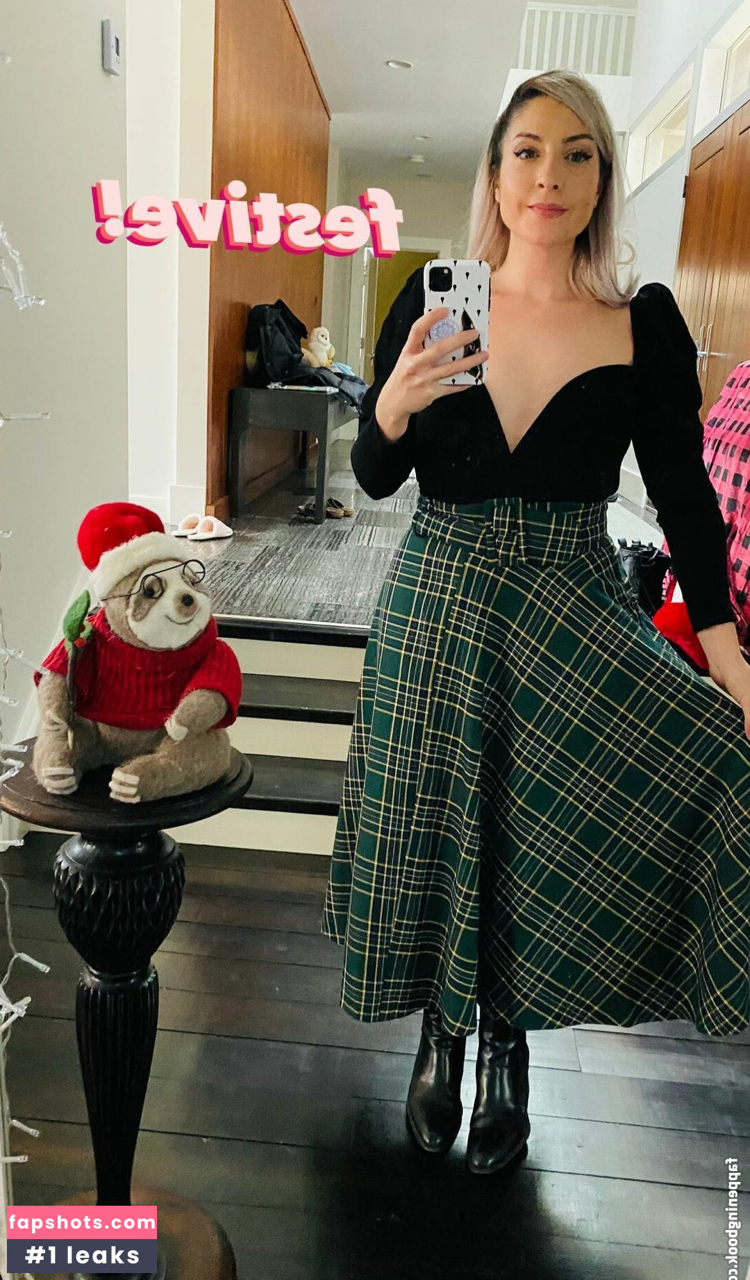 Rebecca Ford gallery photo #159