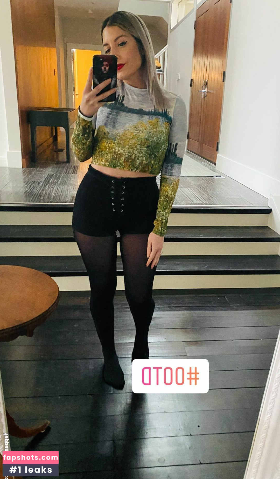 Rebecca Ford gallery photo #179