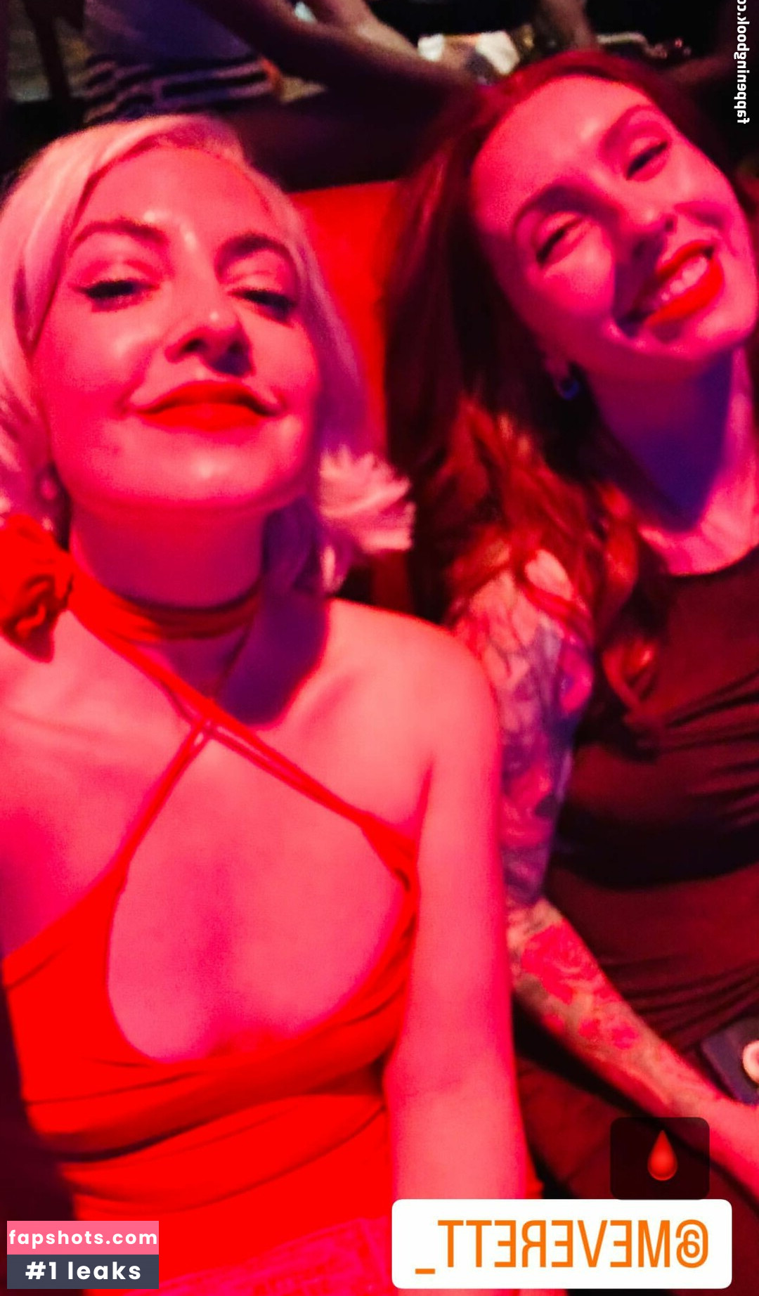 Rebecca Ford gallery photo #39