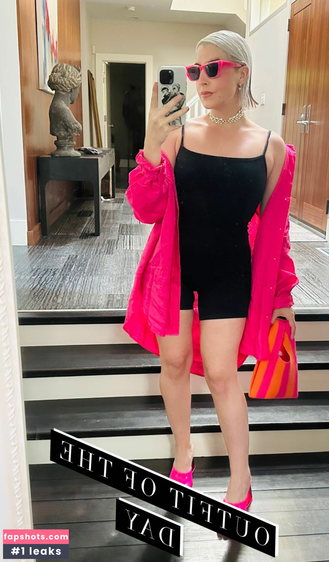 Rebecca Ford gallery photo #44