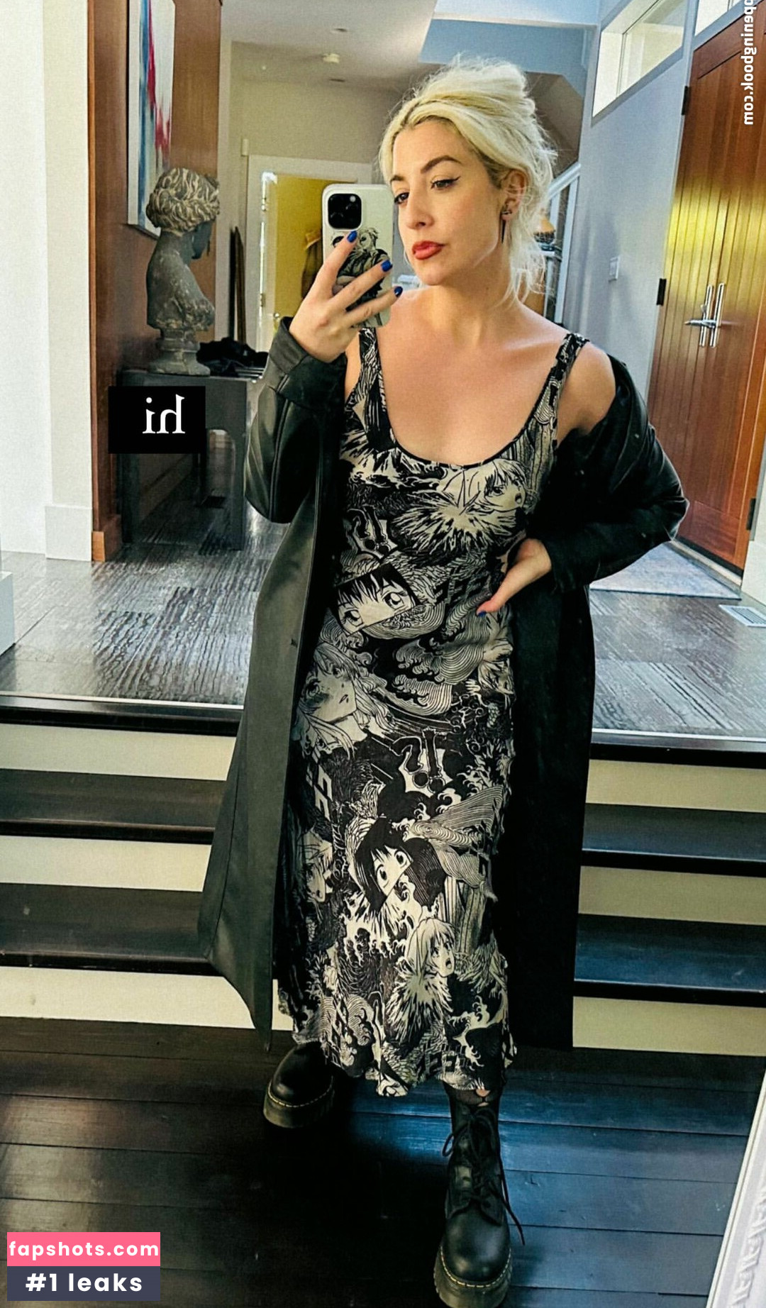 Rebecca Ford gallery photo #59