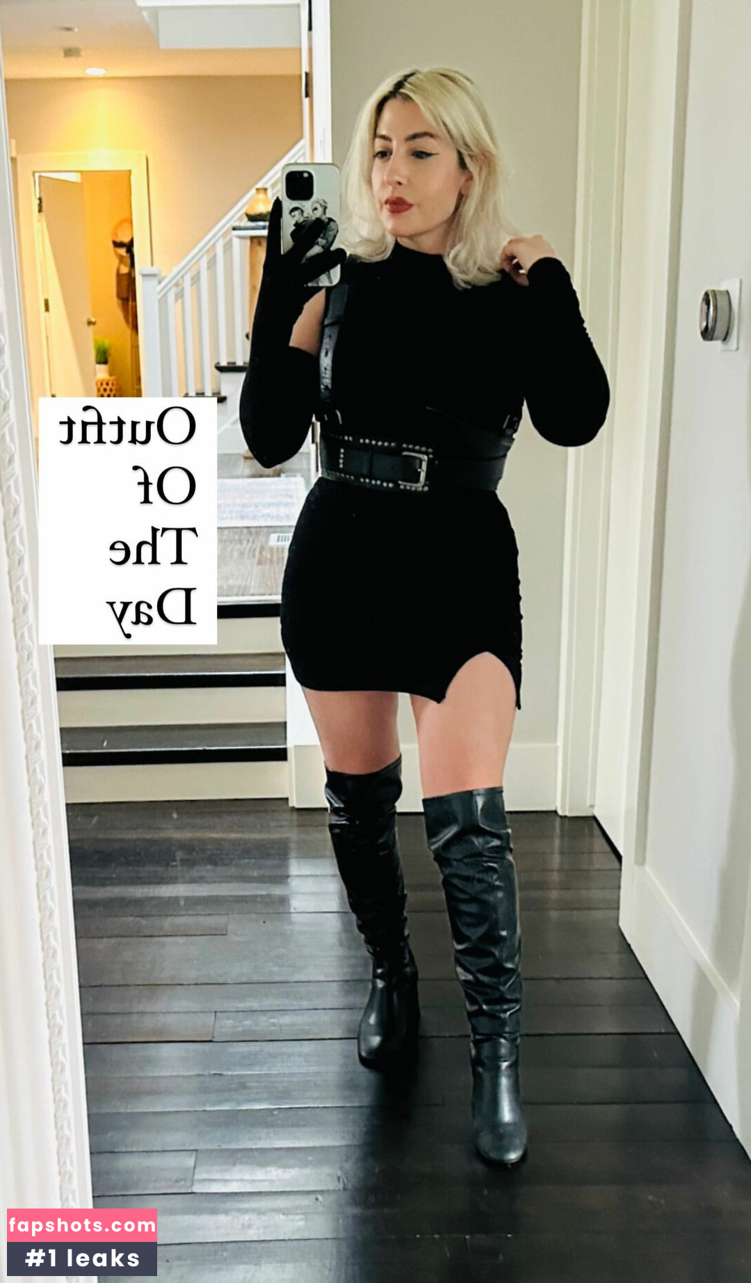 Rebecca Ford gallery photo #64