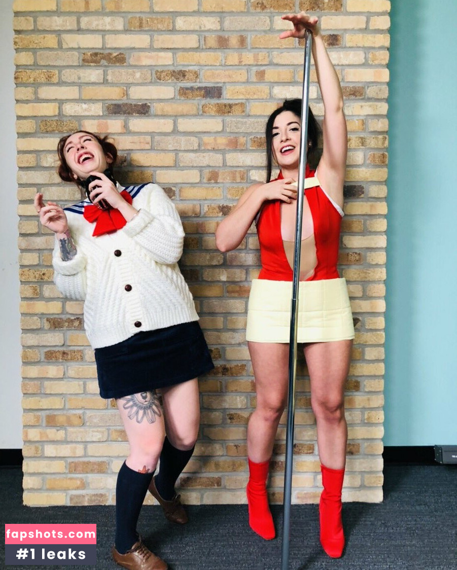 Rebecca Ford gallery photo #69