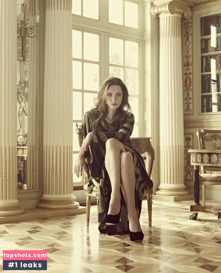 Rebecca Hall gallery photo #19