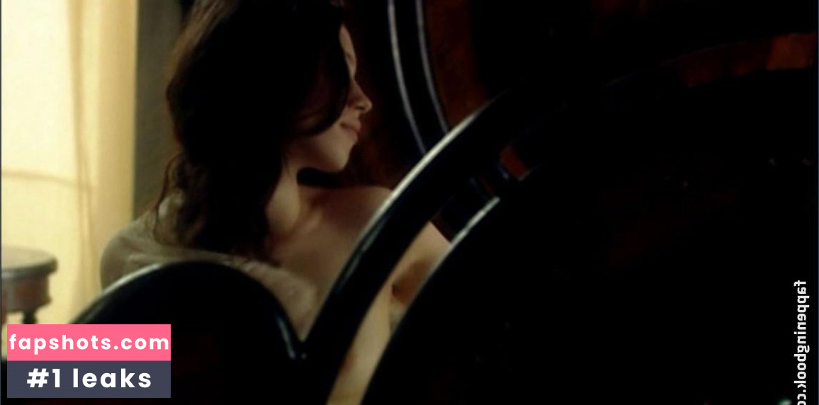 Rebecca Hall gallery photo #94