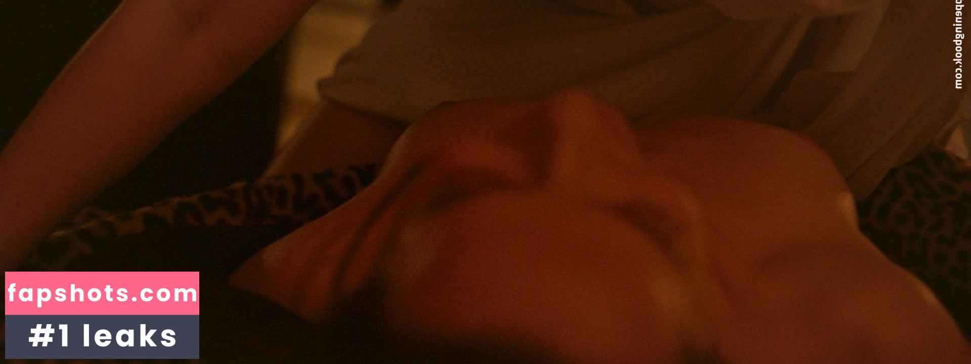 Rebecca Hall gallery photo #100