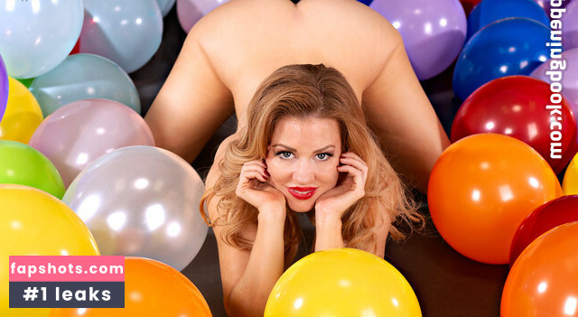 Rebecca Lawrence gallery photo #33